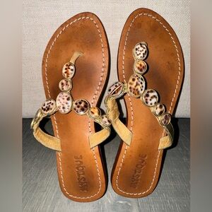 Mystique Leather Sandals with Gold and Shell Design Size 7